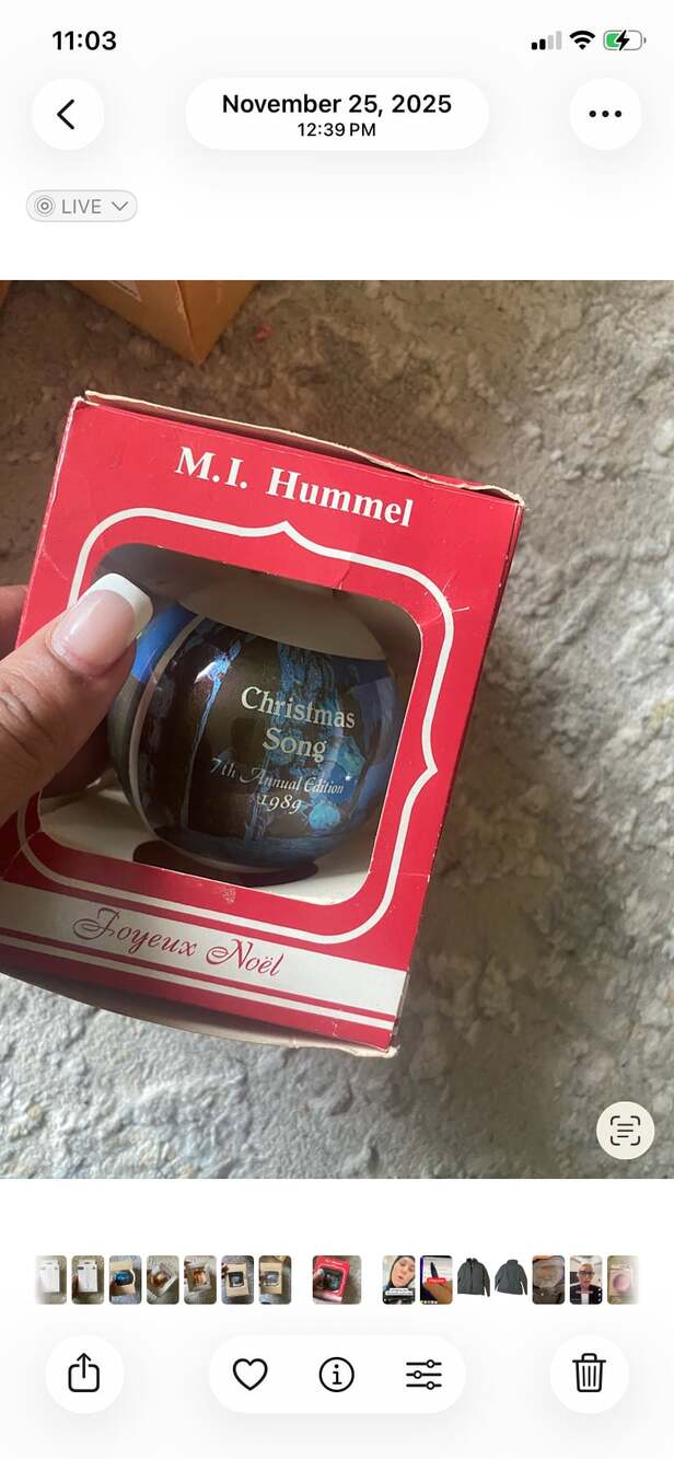 1989 M.I. Hummel Christmas Song Ornament, 7th Annual Edition
